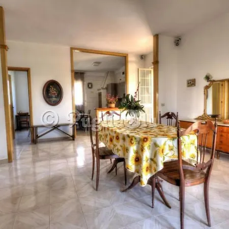 Villa Portalga al mare-3